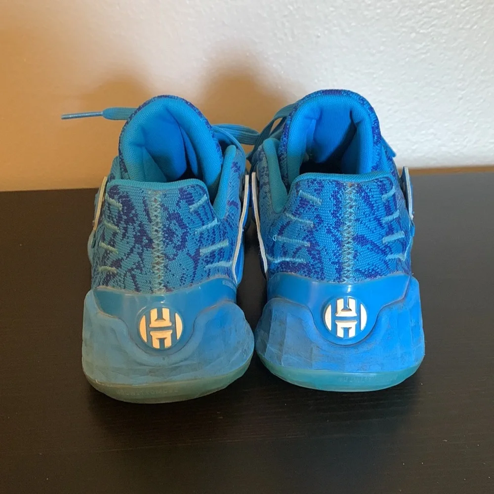 James Harden Vol. 4 - Picture 4 of 6